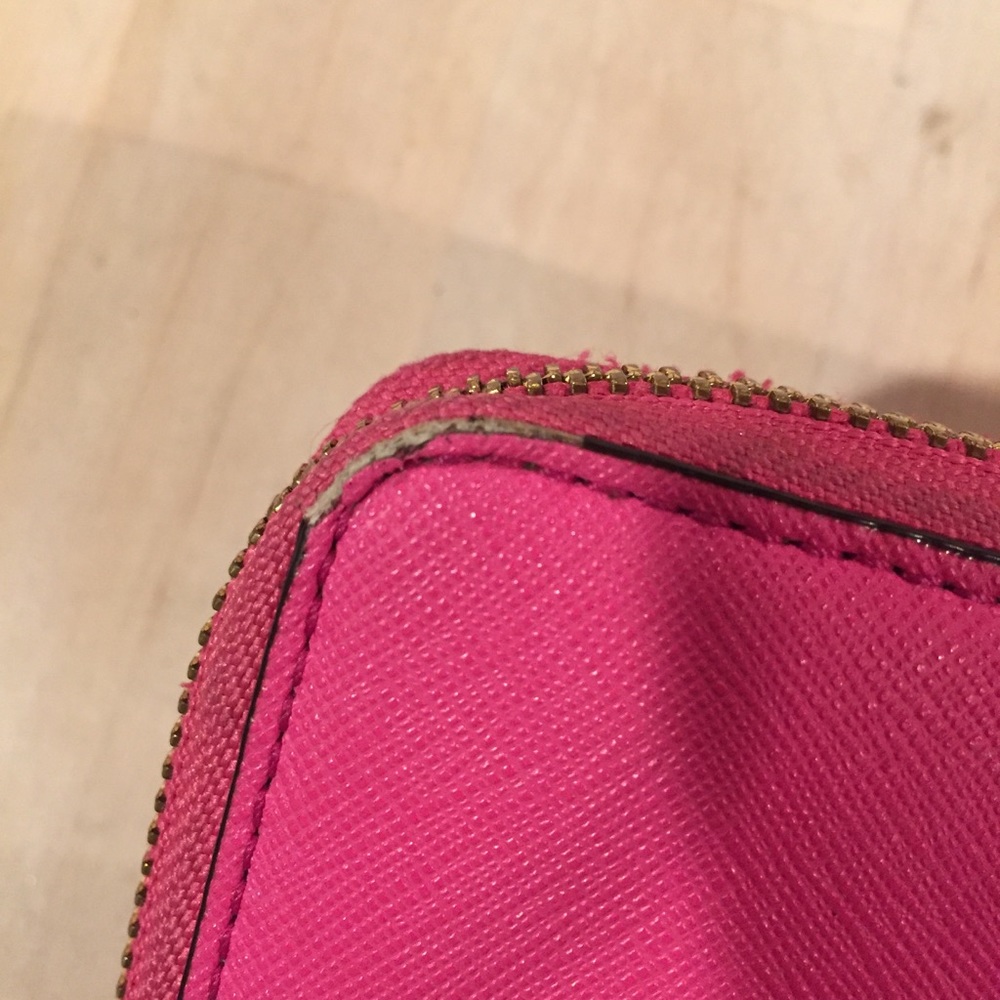 Kate Spade Wallet - Picture 4 of 6